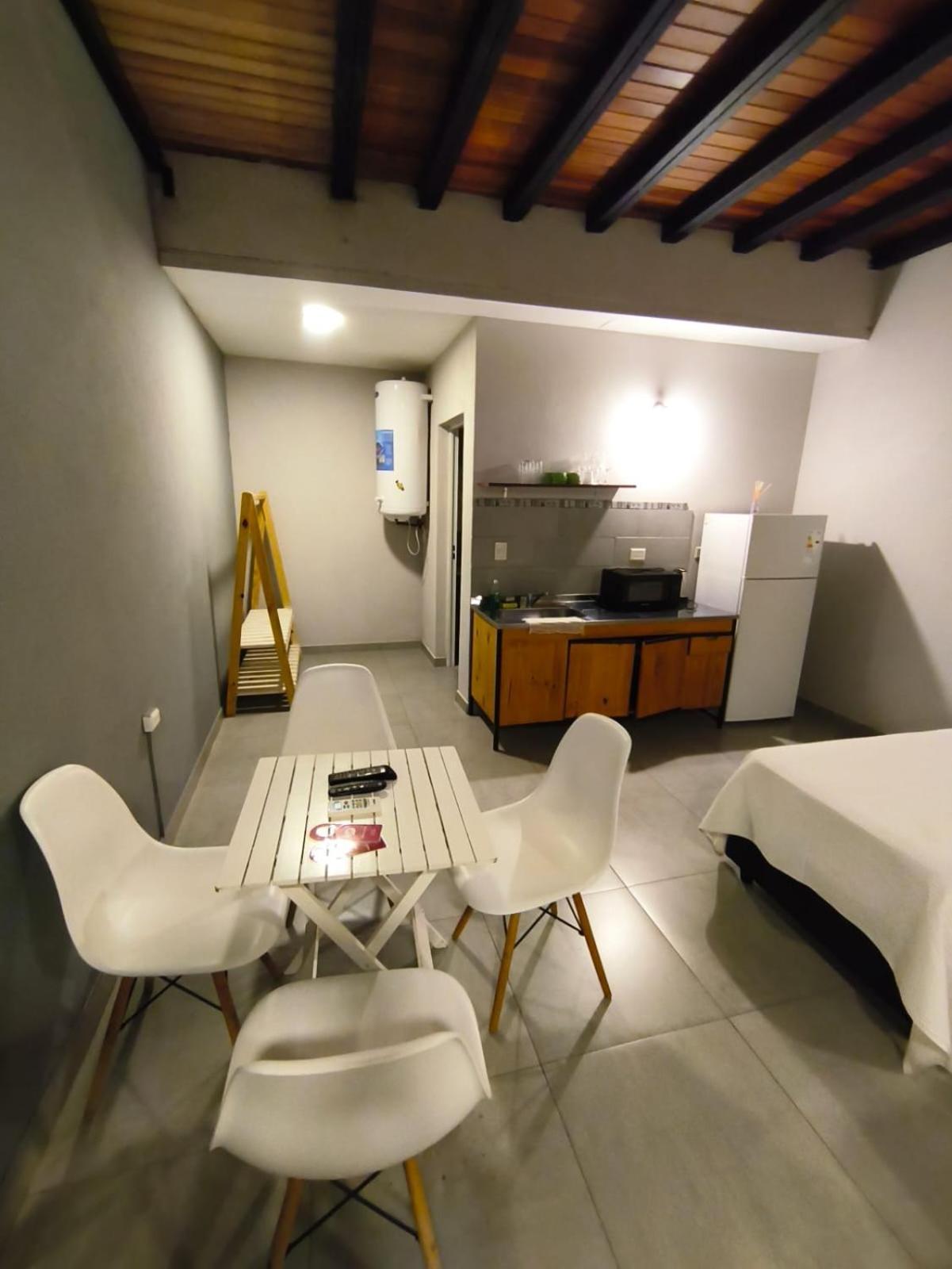 Los Lirios Apart & Suite Puerto Iguazú Esterno foto