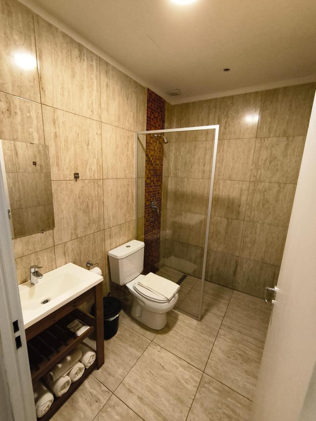 Los Lirios Apart & Suite Puerto Iguazú Esterno foto